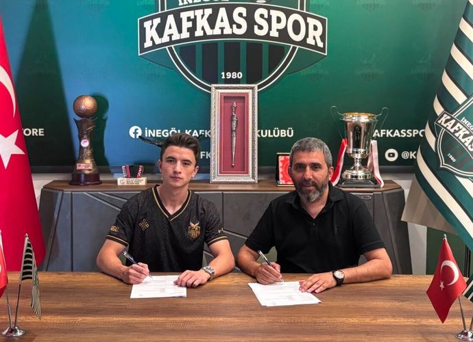 Bursaspor altyapılı Emre Suna Kafkasspor'da