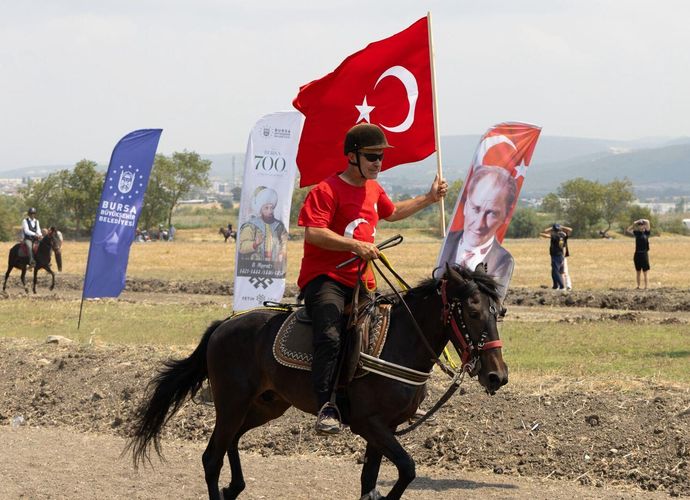 Akçalar’da rahvan heyecanı: 135 at şampiyonluk için koştu