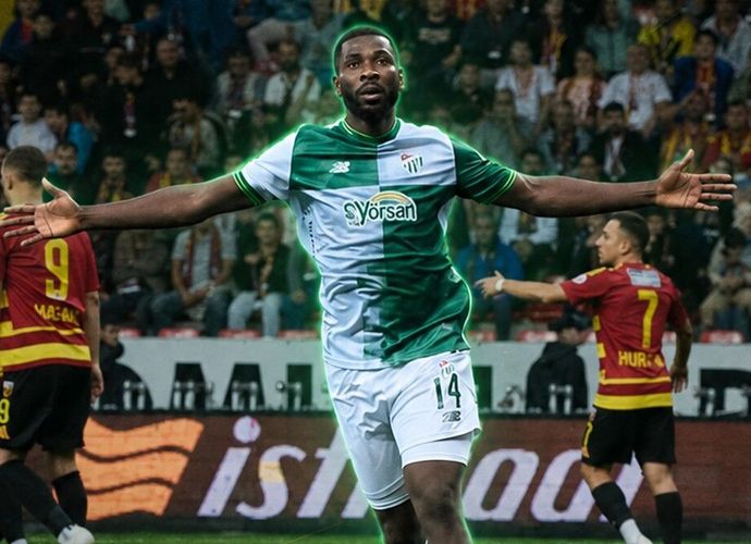 Bursaspor'da Kelechi Iheanacho fırtınası dinmiyor