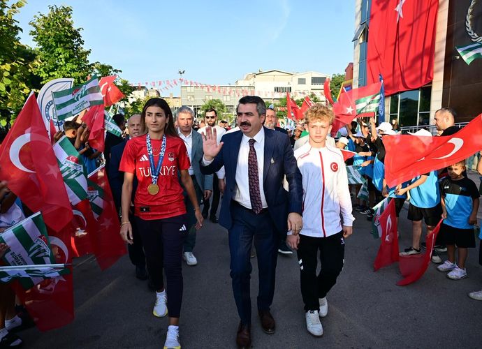 Yıldırım'da 36 bin 818 çocuk Yaz Spor Okulları'ndan mezun oldu