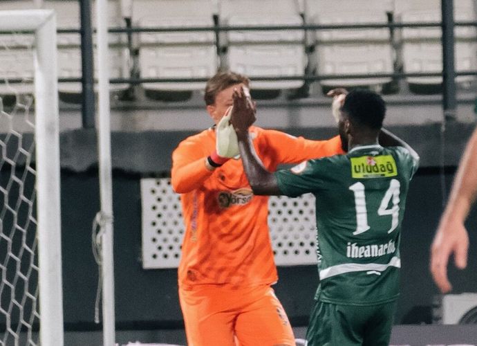 Kelechi Iheanacho'dan genç kaleci Kerem'e destek