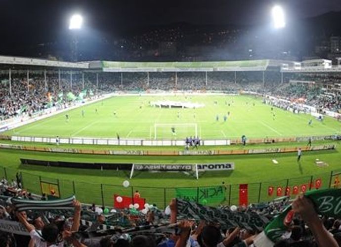 Bursaspor, saha olayları nedeniyle PFDK'ya sevk edildi