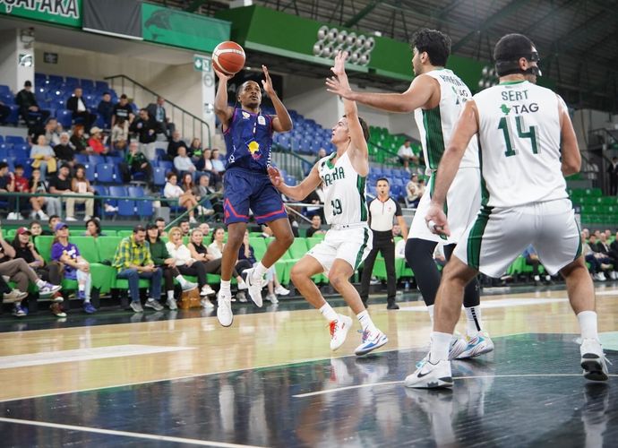 Finalspor deplasmanda Darüşşafaka’yı son çeyrekte devirdi
