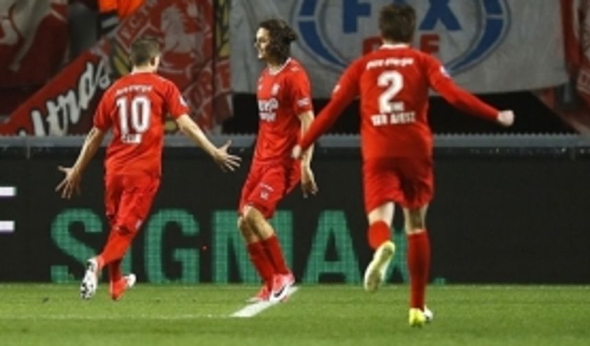 Enes Ünal'ın PSV'ye attığı gol