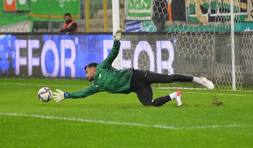 Bursaspor gol yedikçe yedi!