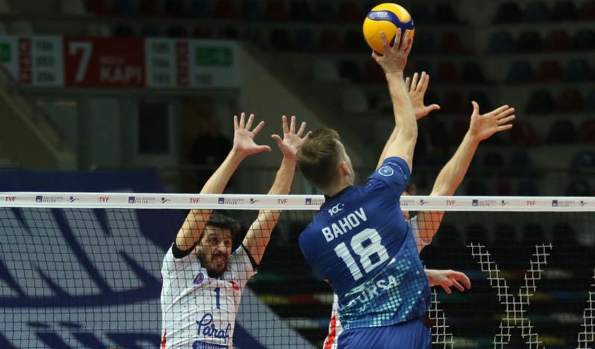 Bursa Büyükşehir Belediyespor deplasmanda Halkbank'a mağlup oldu 