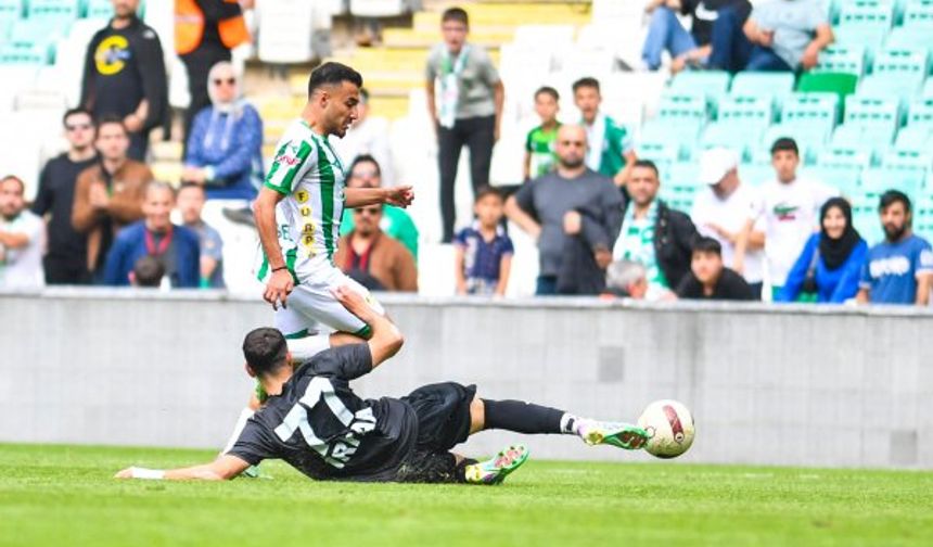 Bursaspor evinde Afyon'a 3 golle kaybetti