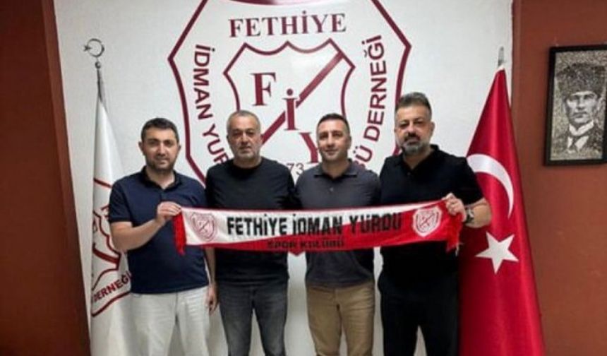 Bursaspor'un eski hocası Fethiye İdman Yurdu ile anlaştı