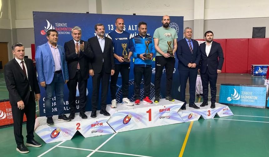 Osmangazi Belediyespor’dan badmintonda Türkiye derecesi