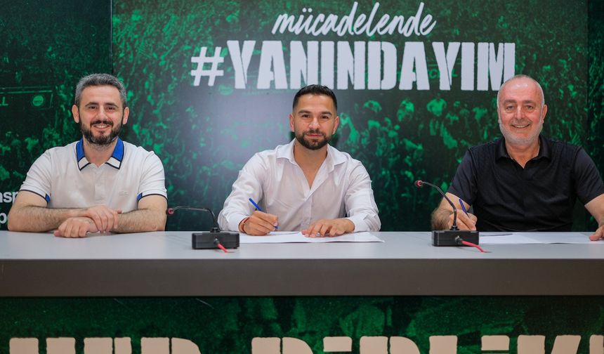 Tayfun Aydoğan Bursaspor’da resmen imzayı attı