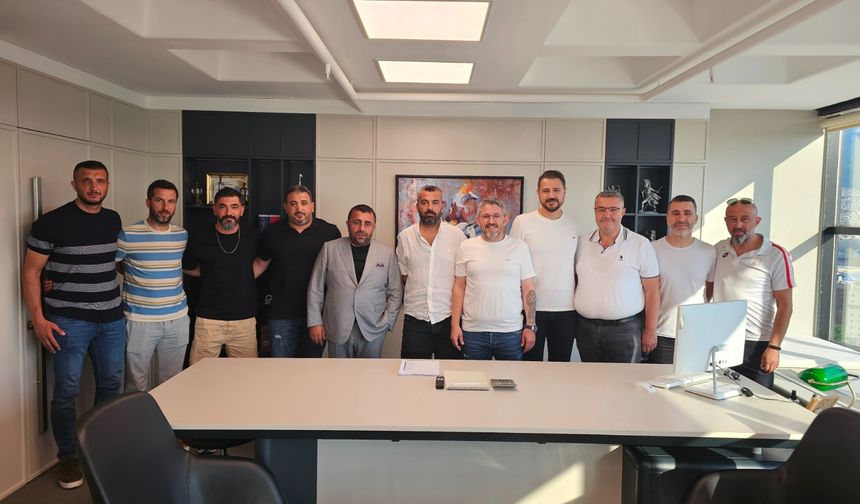 Akran Gemlikspor’da imzalar atıldı, altyapıdan 3 genç A Takım’da