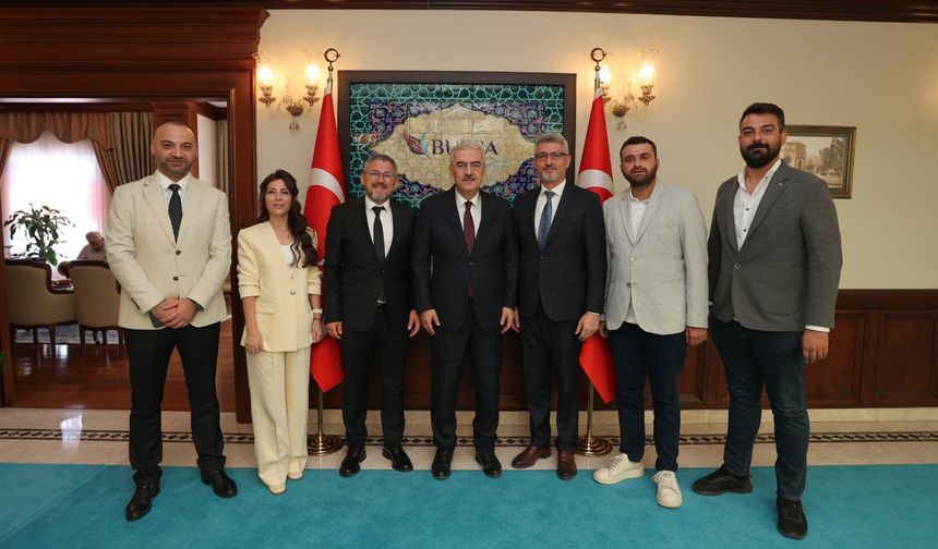 Akran Gemlikspor’dan Vali Ayyıldız’a 3. Lig ziyareti
