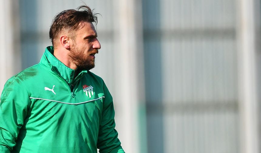 TFF’den Bursaspor kalecisi Anıl Atağ’a şok karar