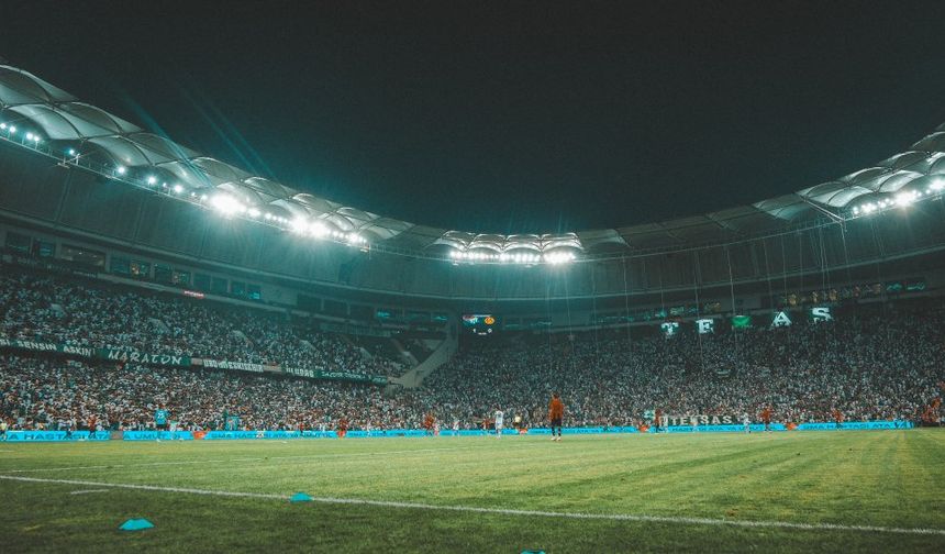 Bursaspor–Fethiyespor maçı pazar gününe alındı