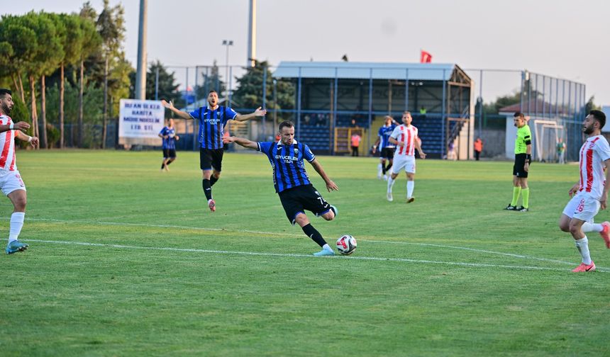 Karacabey Belediyespor galibiyeti uzatmada kaçırdı