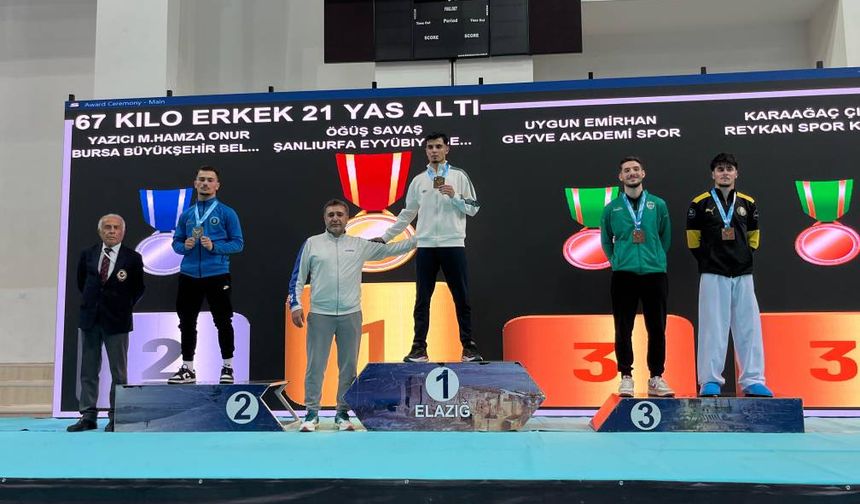 Bursa Büyükşehir Belediyesporlu karatecilerden 5 madalya