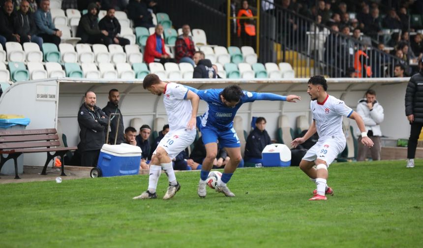 Yıldırımspor evinde liderlik koltuğunu bıraktı