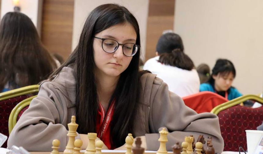 Arya Aydoğan dünya satranç sahnesinde hamle yapıyor