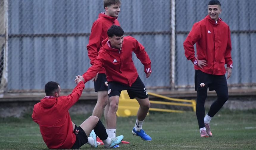 Sultan Su İnegölspor Elazığ deplasmanında maç saatini bekliyor