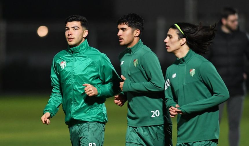 Bursaspor'un Antalya kampı başladı