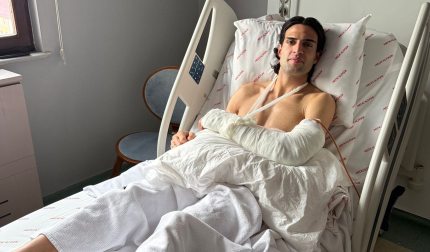 Bursaspor'da Baran Başyiğit operasyon geçirdi