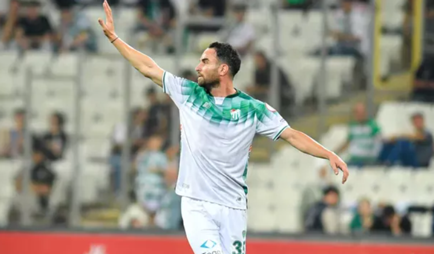 Bursaspor’da Musa Çağıran ceza sınırında