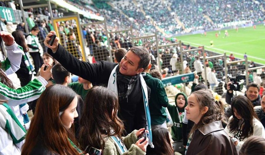 Osmangazili çocuklar Bursaspor coşkusunu yaşadı