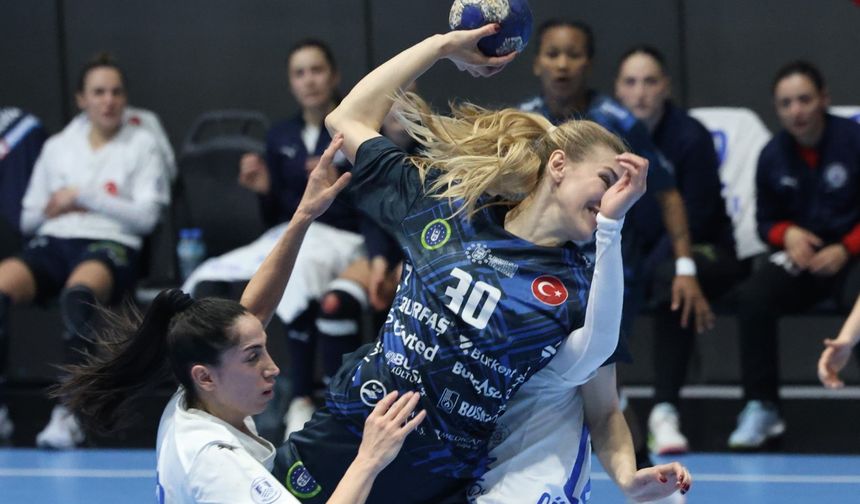 Büyükşehir Belediyespor play-off’ta kritik puan aldı