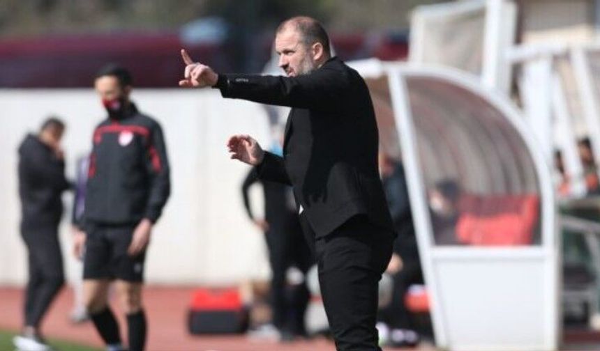 Bursaspor Teknik Direktörü Mustafa Er PFDK'ye sevk edildi