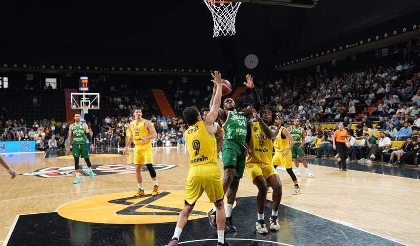 Bursaspor Basketbol'dan mucizevi bir geri dönüş