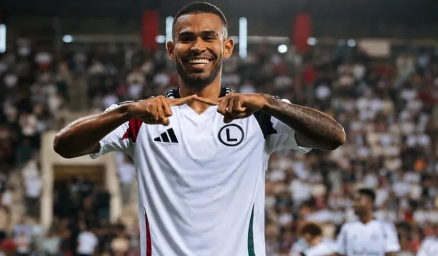 Bursaspor'da ilk öne çıkan isim Juergen Elitim