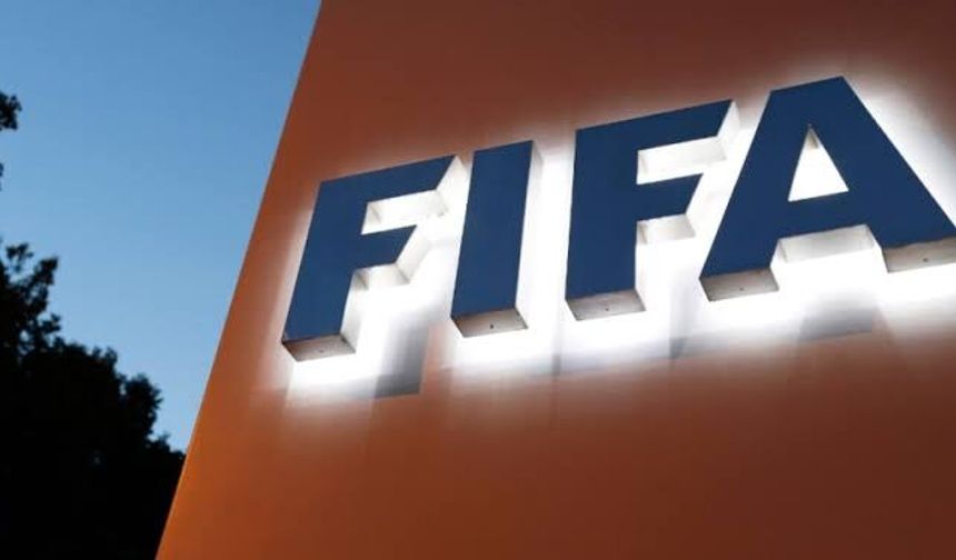 Bursaspor’un rakibine FIFA’dan darbe: Kayserispor’a transfer yasağı!
