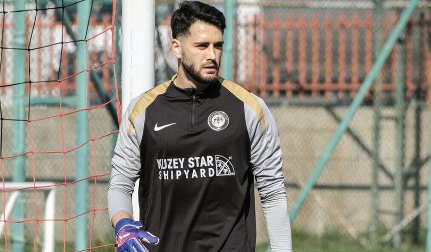 Bursaspor kaleci Ahmet Said Kıvanç'ı renklerine bağladı