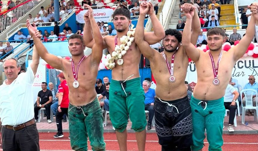 Bursa Büyükşehir Belediyespor güreşte Türkiye'ye damga vurdu
