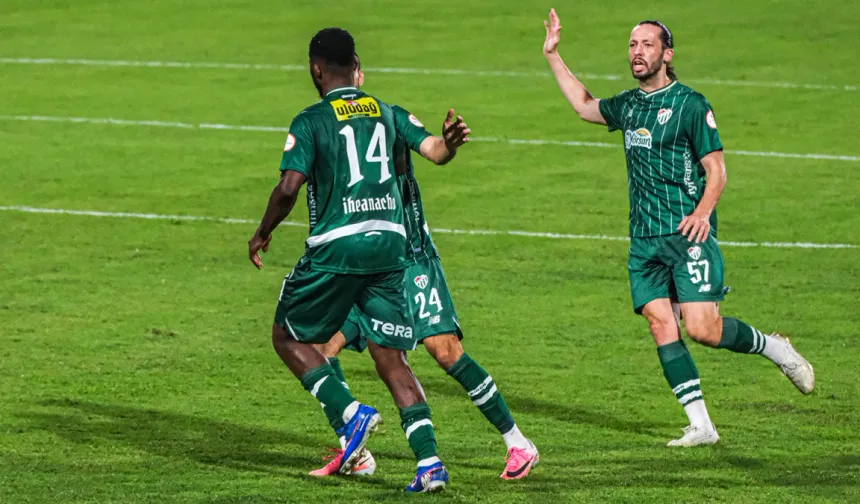 Bursaspor Iheanacho'nun dublesiyle zirveye uçtu